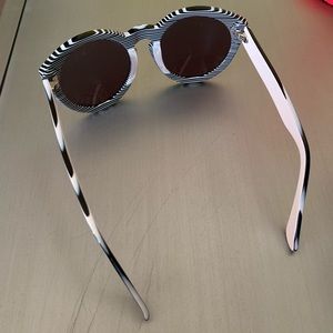 Madewell round sunglass